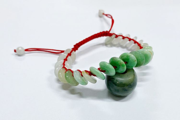 Phỉ thúy và các loại ngọc phỉ thuý